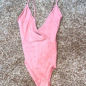 FOREVER 21 DEEP V BODY SUIT 💗